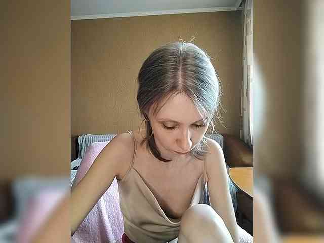 -Christina- webcam