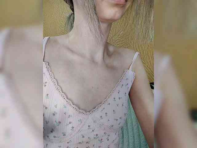 -Christina- webcam