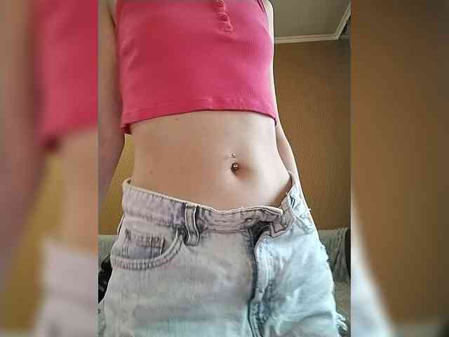 -Christina- webcam