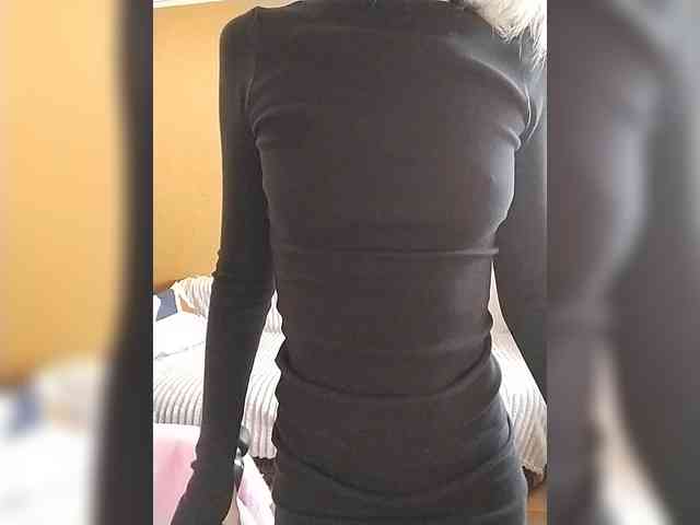 -Christina- webcam