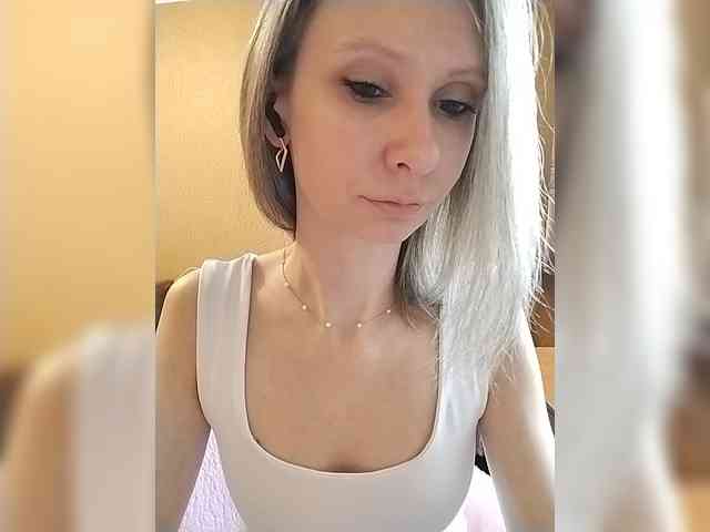 -Christina- webcam