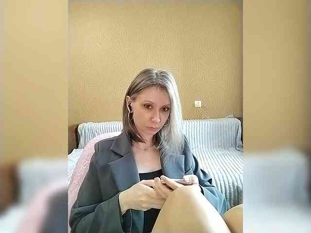 -Christina- webcam