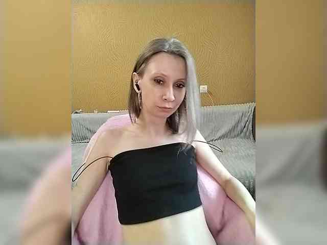 -Christina- webcam