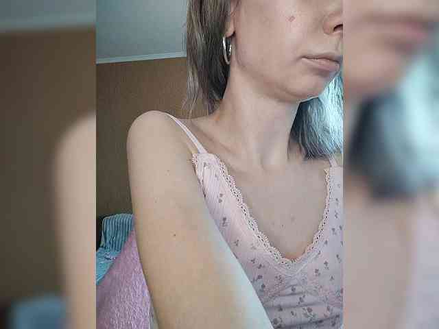 -Christina- webcam