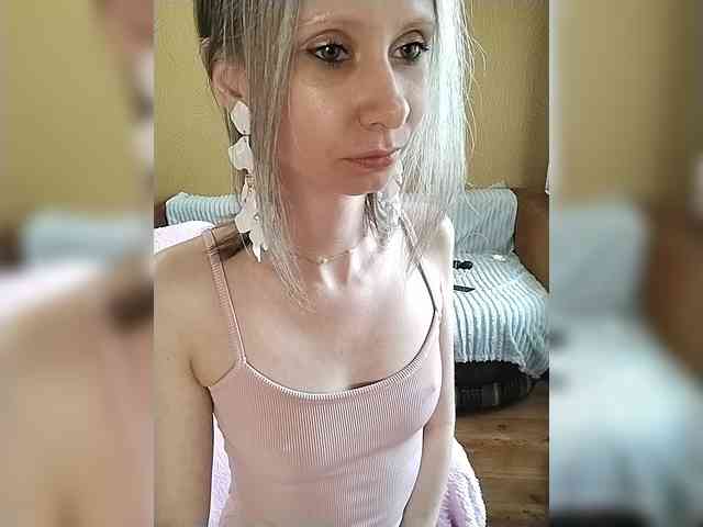 -Christina- webcam