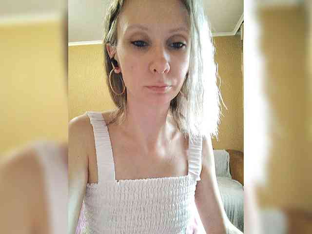 -Christina- webcam