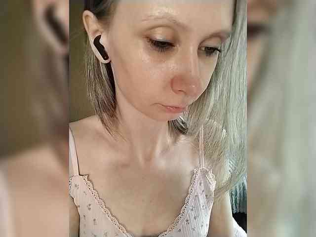 -Christina- webcam