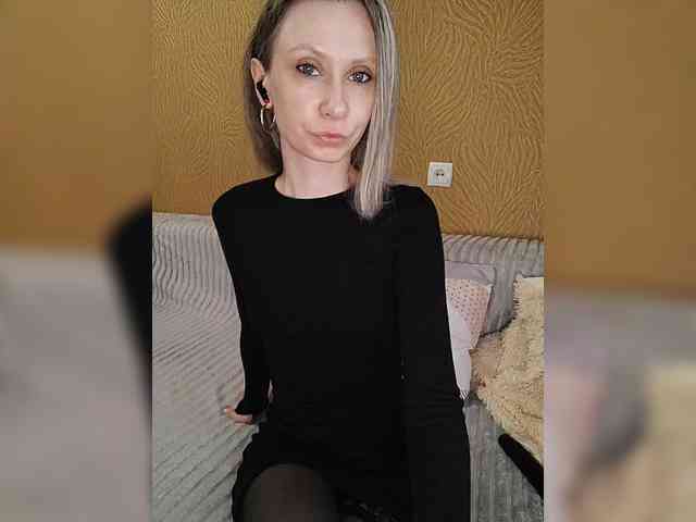 -Christina- webcam
