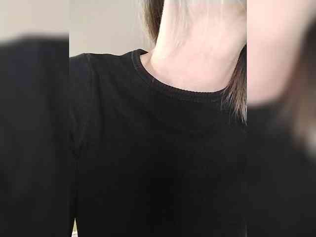 -Christina- webcam