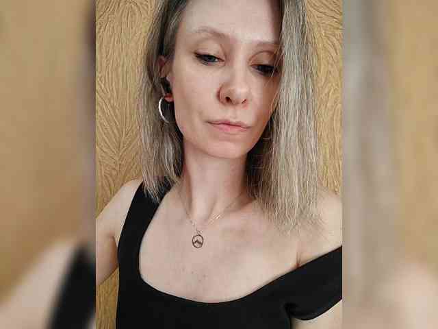 -Christina- webcam