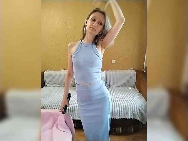 -Christina- webcam