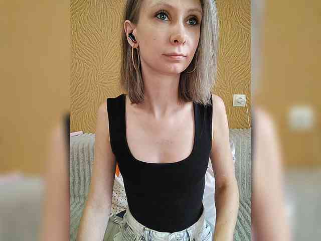 -Christina- webcam