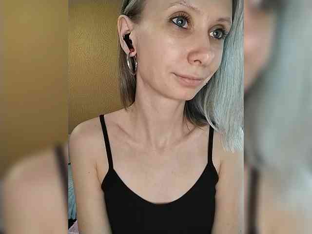 -Christina- webcam