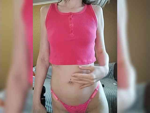 -Christina- webcam
