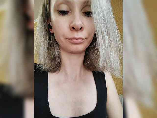 -Christina- webcam