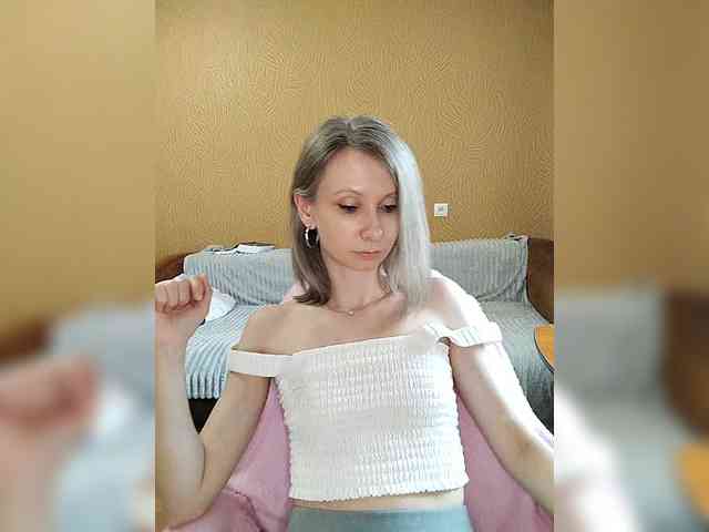 -Christina- webcam