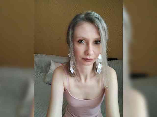 -Christina- webcam