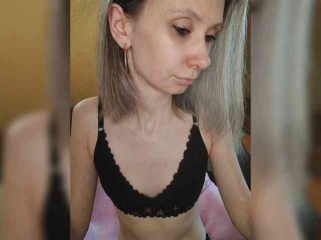 -Christina- webcam