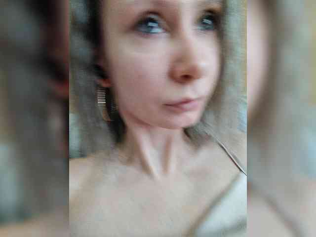 -Christina- webcam