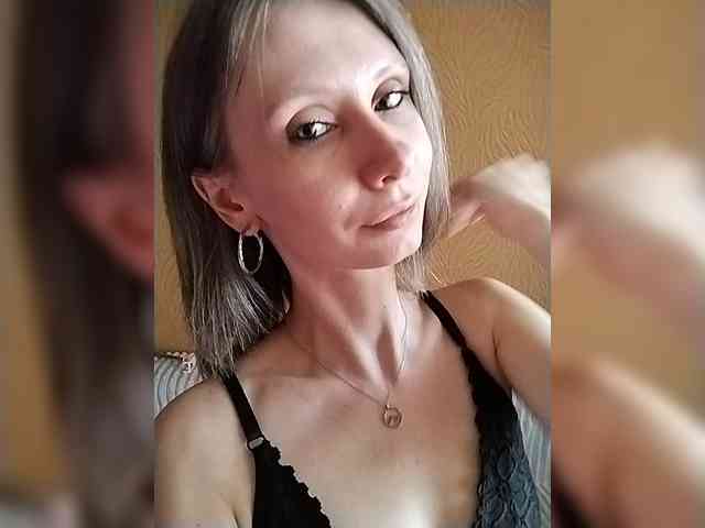 -Christina- webcam