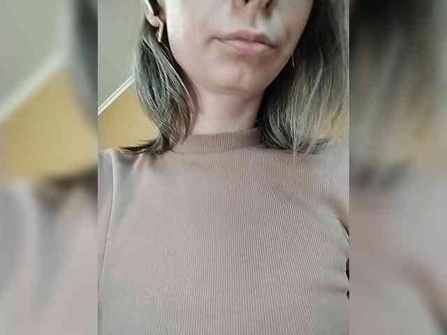 -Christina- webcam