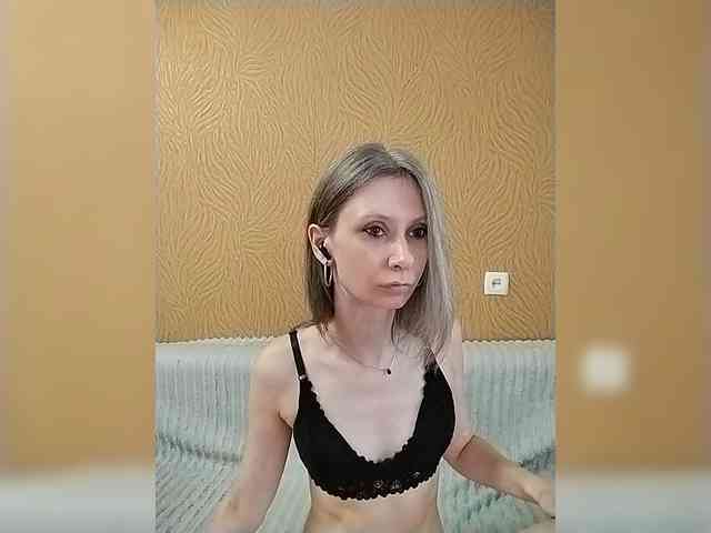 -Christina- webcam
