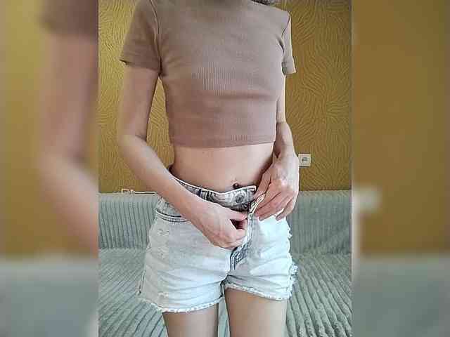 -Christina- webcam