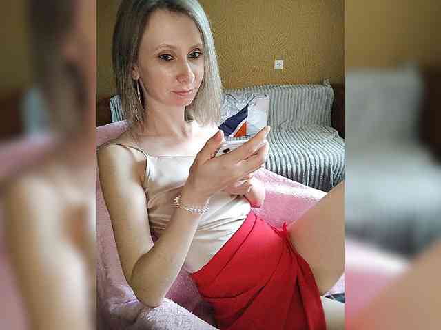 -Christina- webcam