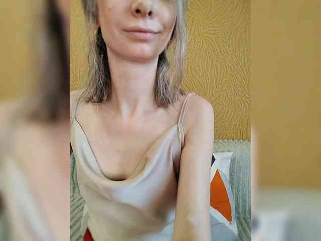 -Christina- webcam