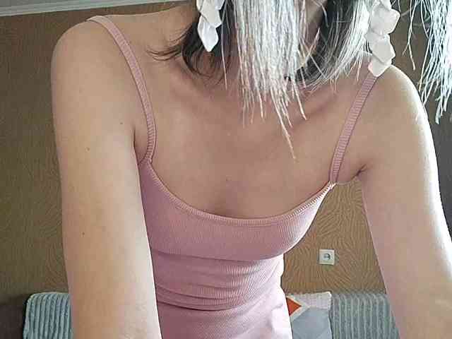 -Christina- webcam