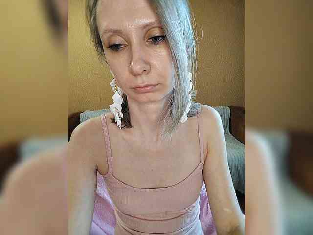 -Christina- webcam