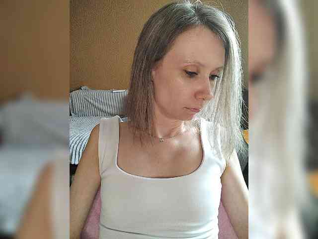 -Christina- webcam