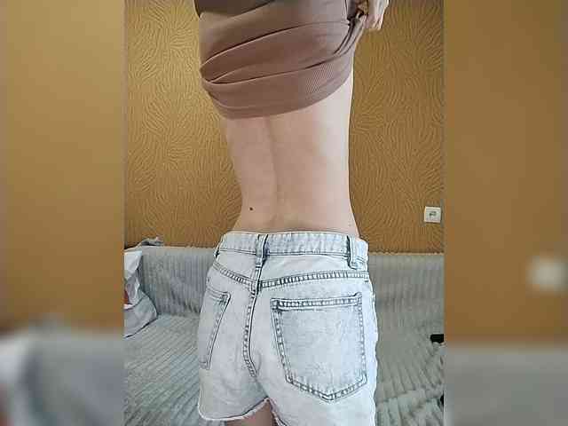 -Christina- webcam