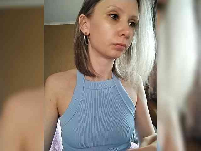 -Christina- webcam