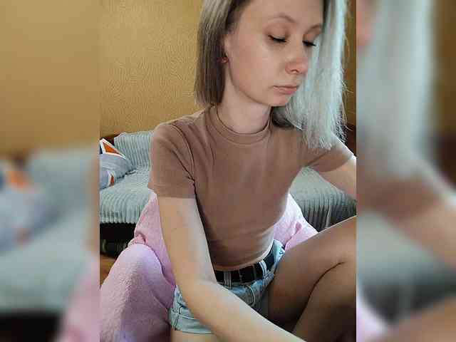 -Christina- webcam
