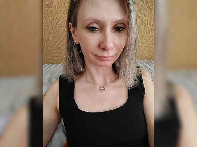 -Christina- webcam