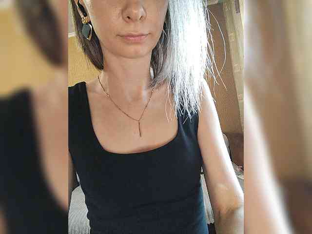-Christina- webcam