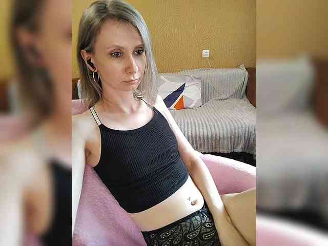 -Christina- webcam