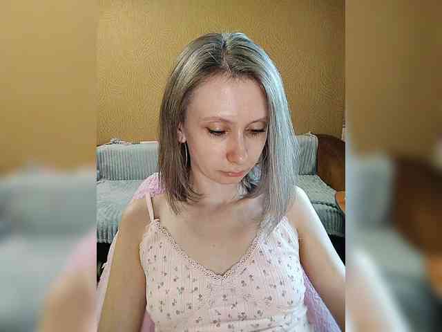 -Christina- webcam