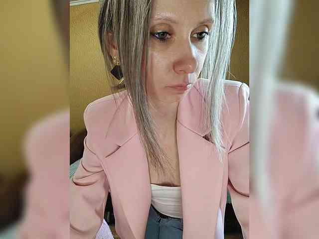 -Christina- webcam