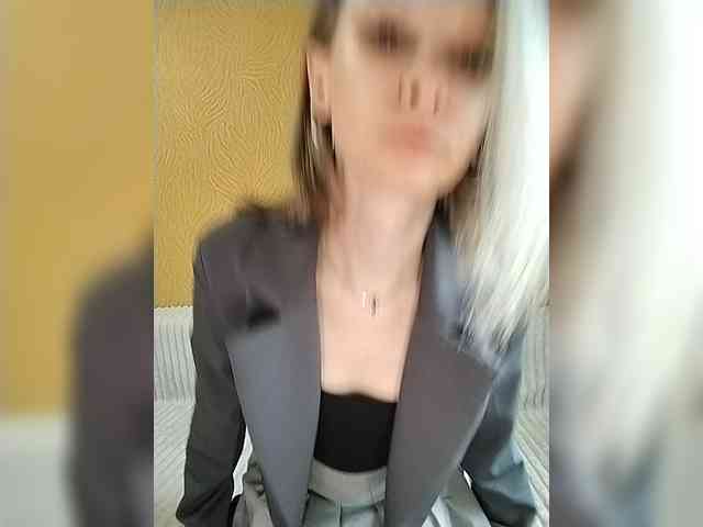 -Christina- webcam