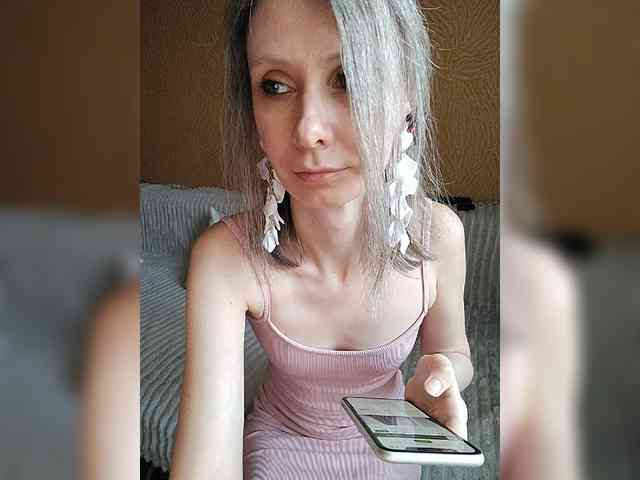 -Christina- webcam