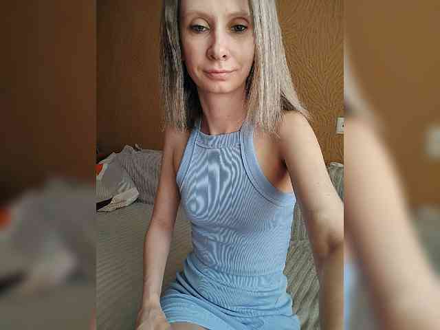-Christina- webcam