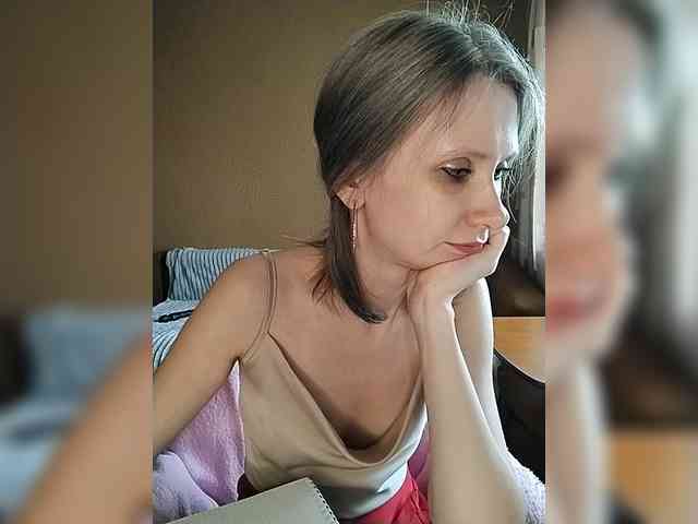 -Christina- webcam