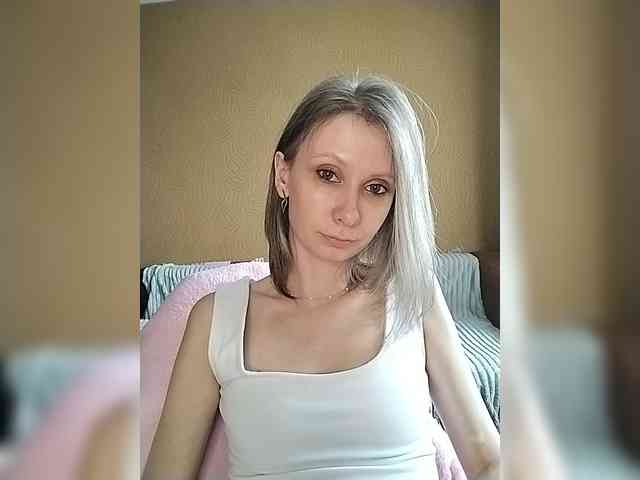 -Christina- webcam