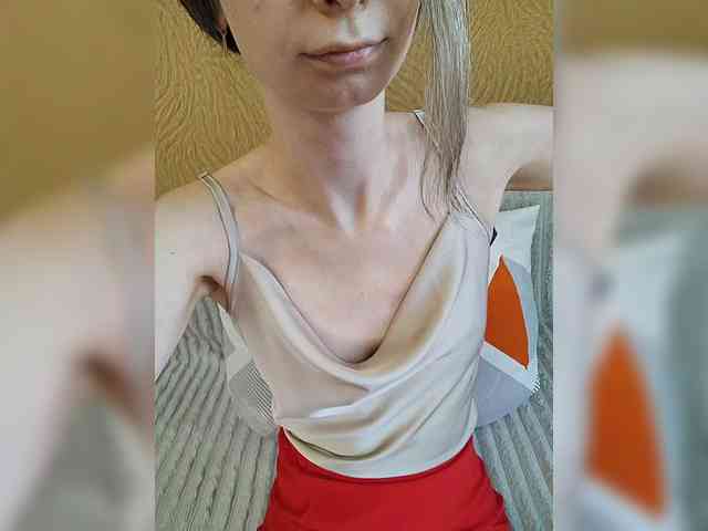 -Christina- webcam