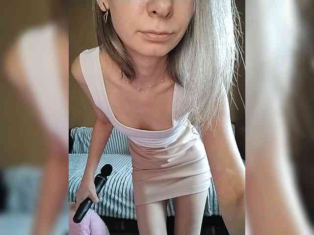 -Christina- webcam