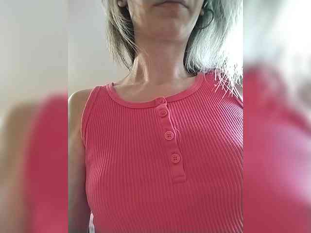 -Christina- webcam
