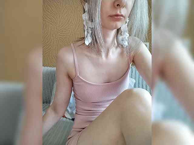 -Christina- webcam