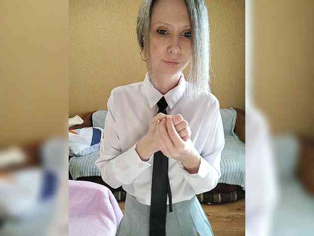 -Christina- webcam